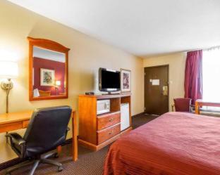 Mill Tree Inn Millington Room photo