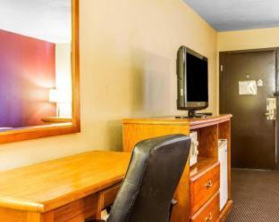 Mill Tree Inn Millington Room photo